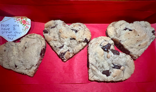 I Heart You (4) chocolate chip cookies